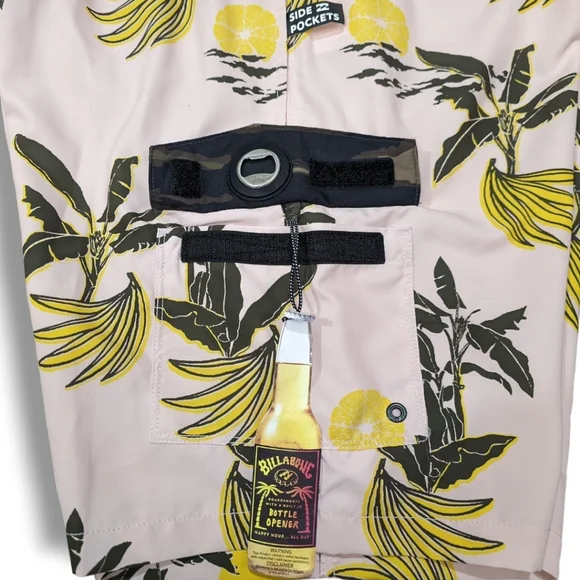 NWT BILLABONG BOARD SHORTS - Picture 2 of 5